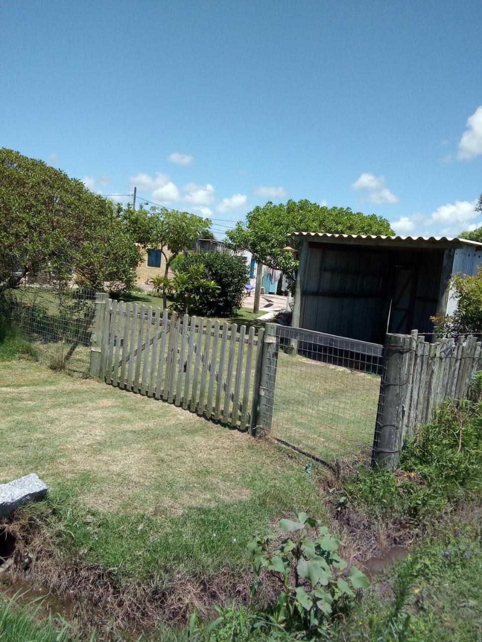 La Coronilla ,Casa De Campo Luaran gambar